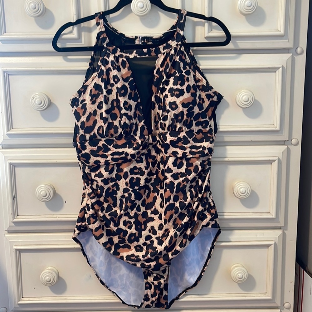 12 crazy 1 piece swimsuit NWT animal print size 3X